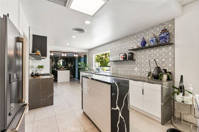 2777 E Baristo, Palm Springs, CA 92262