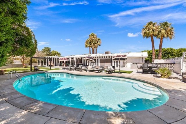 2777 E Baristo, Palm Springs, CA 92262