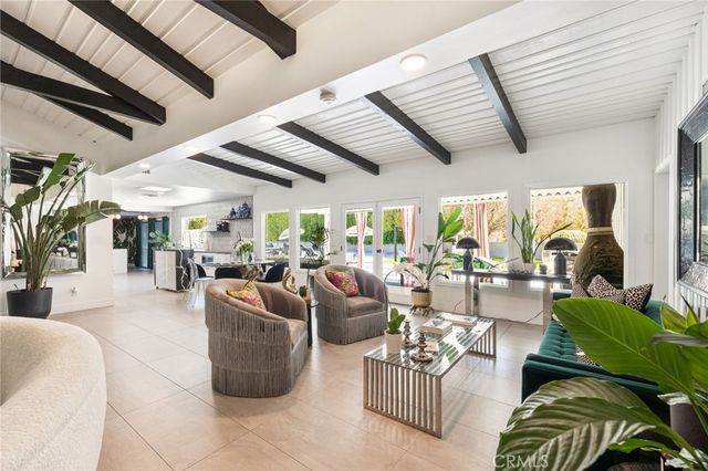 2777 E Baristo, Palm Springs, CA 92262