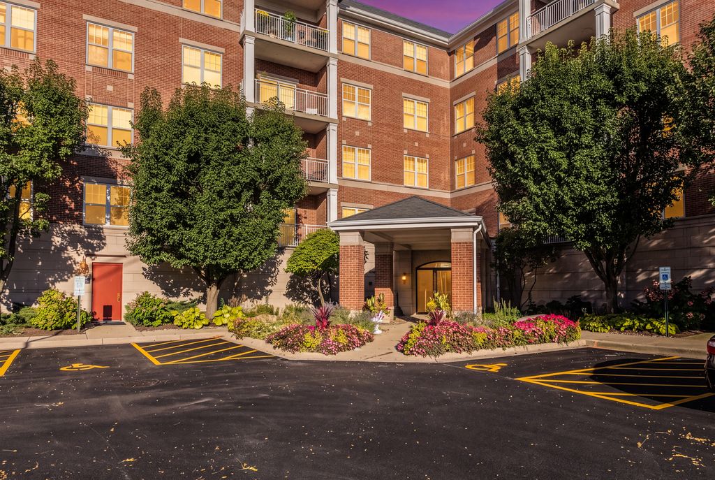 101 Pointe Drive 103, Northbrook, IL 60062 — photo 4