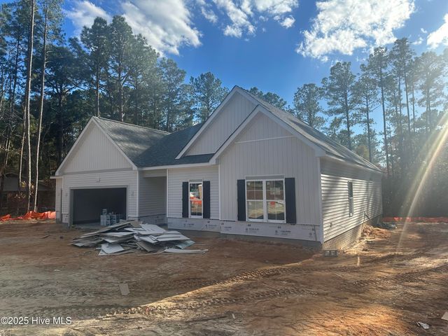 34 S Shamrock Drive, Foxfire Village, NC 27281