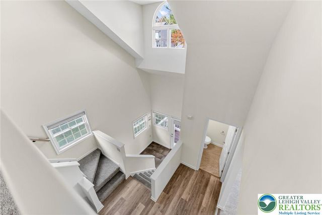 230 Hawthorne Village Court, Middle Smithfield Twp, PA 18302