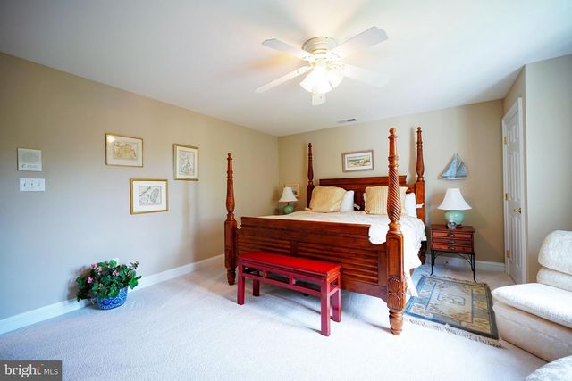 2 CEDAR GROVE CT, Ocean View, DE 19970