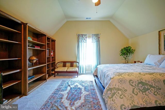 2 CEDAR GROVE CT, Ocean View, DE 19970