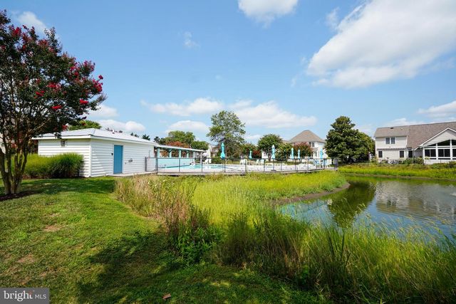 2 CEDAR GROVE CT, Ocean View, DE 19970