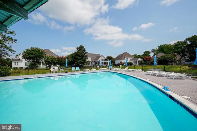 2 CEDAR GROVE CT, Ocean View, DE 19970