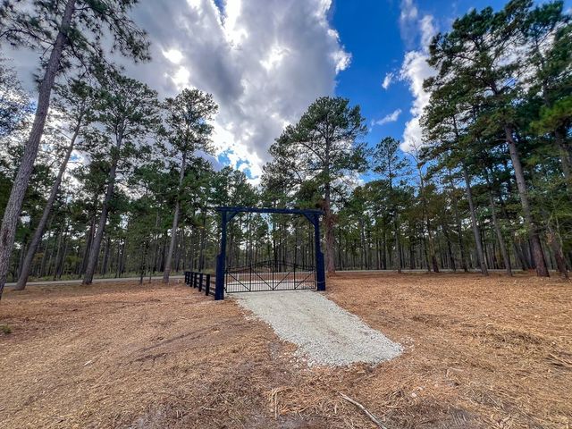 T-2 Fm 247, Huntsville, TX 77340