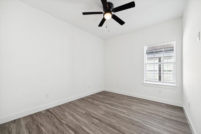120 W Mulberry Avenue, Wharton, TX 77488