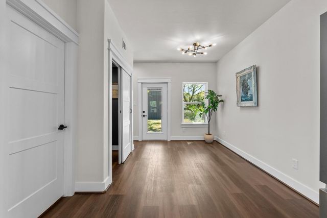 125 4th Street, San Leon, TX 77539