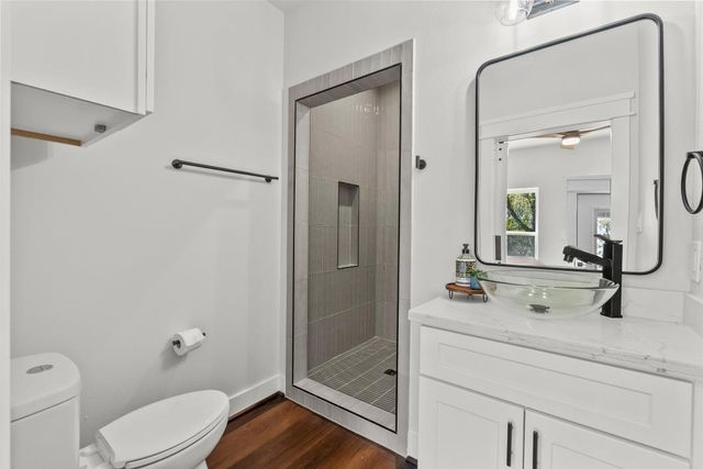 125 4th Street, San Leon, TX 77539