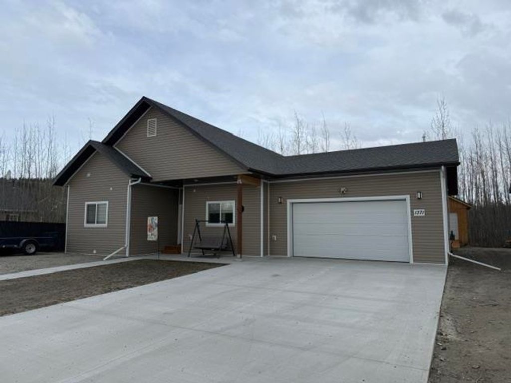 1371 JORDYNE STREET, Fairbanks, AK 99701