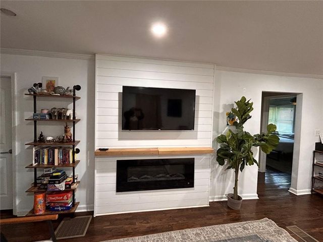 2469 Stone Road, East Point, GA 30344