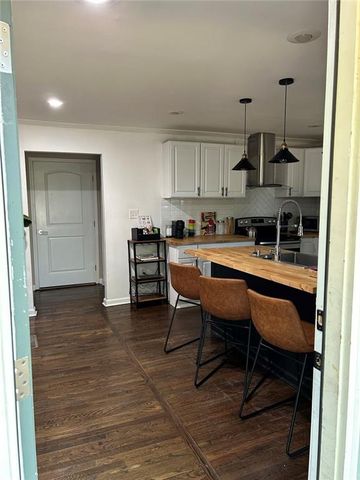 2469 Stone Road, East Point, GA 30344