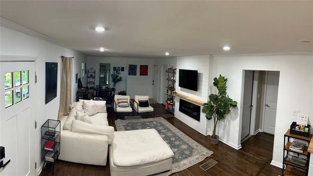 2469 Stone Road, East Point, GA 30344