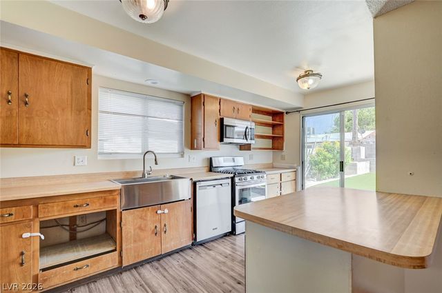 3917 West Oakey Boulevard, Las Vegas, NV 89102
