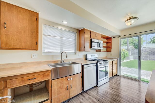 3917 West Oakey Boulevard, Las Vegas, NV 89102