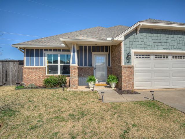 9109 NW 143rd Street, Yukon, OK 73099