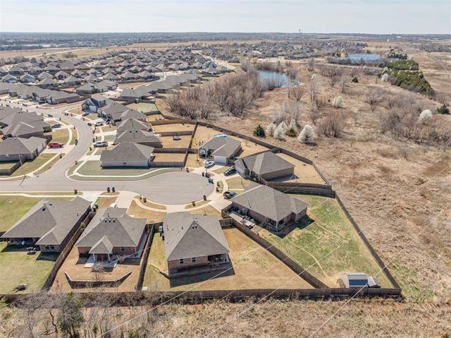 9109 NW 143rd Street, Yukon, OK 73099