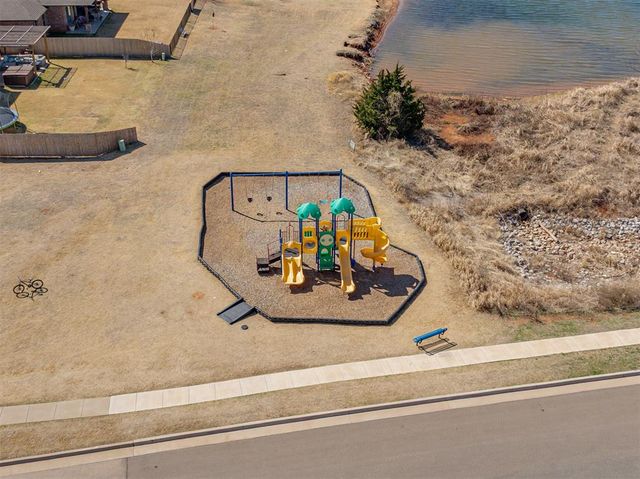 9109 NW 143rd Street, Yukon, OK 73099