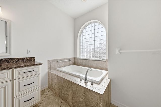 307 GRAND VISTA TRAIL, Leesburg, FL 34748