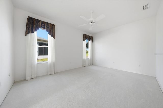 307 GRAND VISTA TRAIL, Leesburg, FL 34748