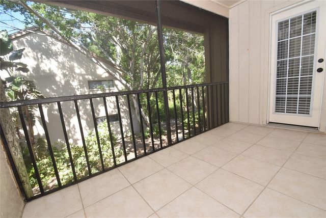 1687 BROOKHOUSE CIRCLE 221, Sarasota, FL 34231