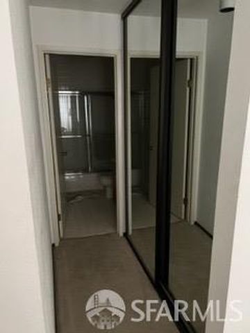 1000 Franklin Street 305, San Francisco, CA 94109