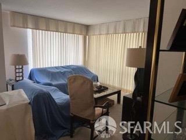 1000 Franklin Street 305, San Francisco, CA 94109