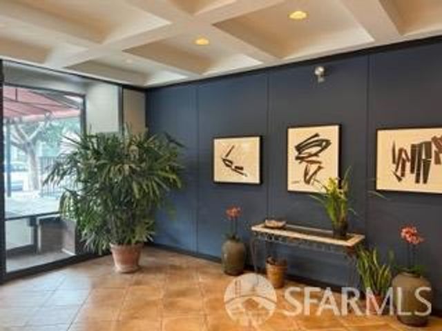 1000 Franklin Street 305, San Francisco, CA 94109