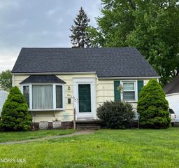 2811 Elsie Avenue, Toledo, OH 43613