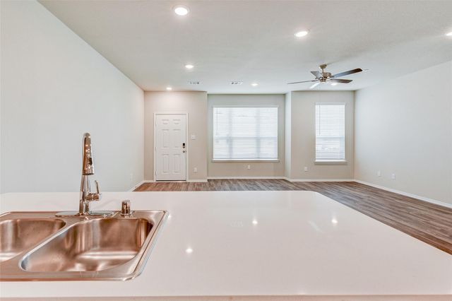 11938 Amber Oak Way, Tomball, TX 77375