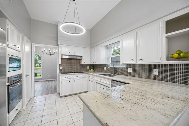 3007 Montford Court, Sugar Land, TX 77478