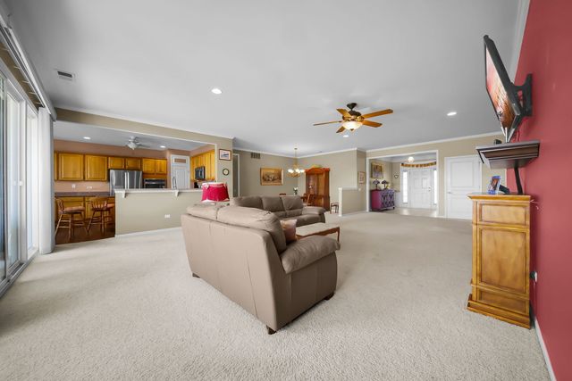 12830 CRESTVIEW Drive, Huntley, IL 60142