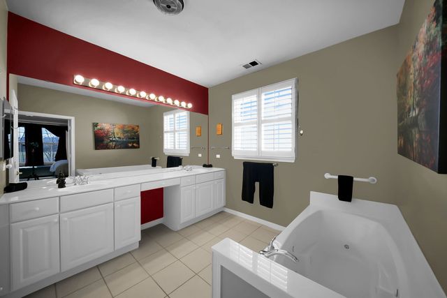 12830 CRESTVIEW Drive, Huntley, IL 60142