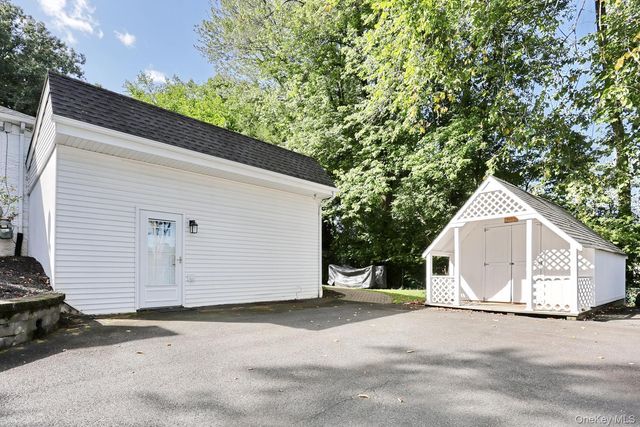 11 Muir Lane, New City, NY 10956