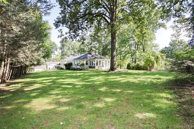 11 Muir Lane, New City, NY 10956