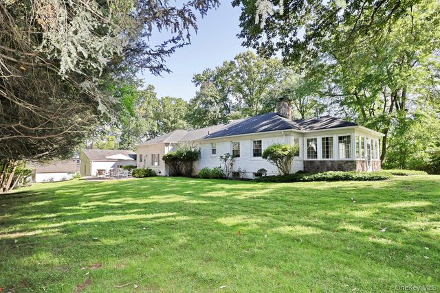 11 Muir Lane, New City, NY 10956