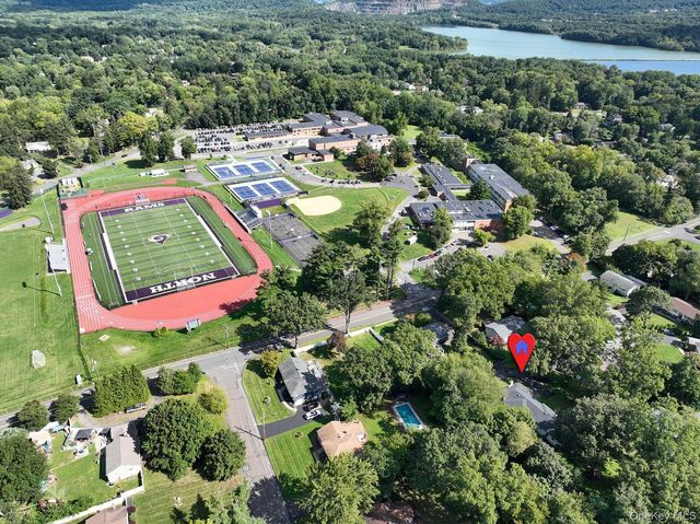 11 Muir Lane, New City, NY 10956