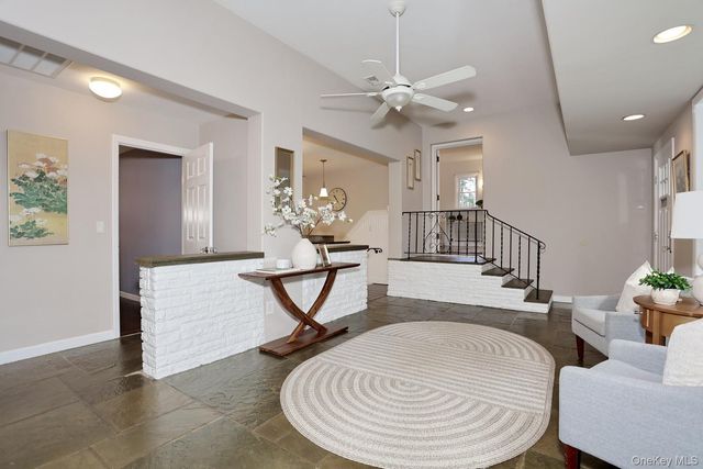 11 Muir Lane, New City, NY 10956
