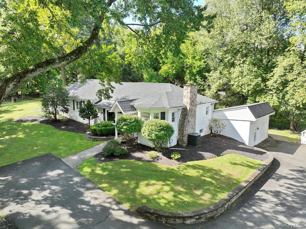 11 Muir Lane, New City, NY 10956 — photo 3