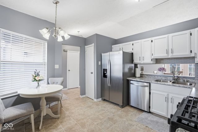 1181 Pilgrim Road, Greenwood, IN 46142