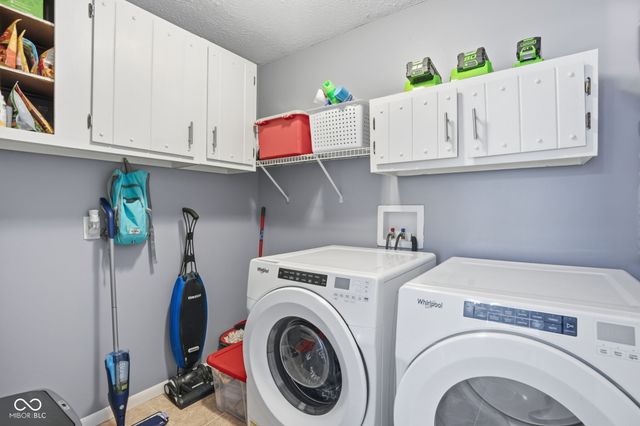 1181 Pilgrim Road, Greenwood, IN 46142