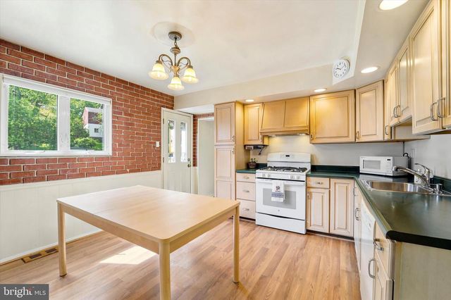 303 GLENDALE RD, Havertown, PA 19083