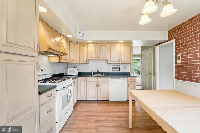 303 GLENDALE RD, Havertown, PA 19083