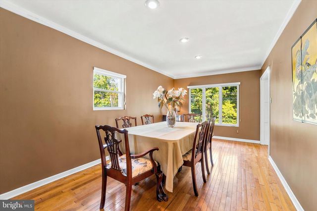 303 GLENDALE RD, Havertown, PA 19083