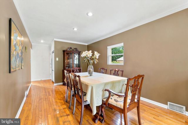 303 GLENDALE RD, Havertown, PA 19083