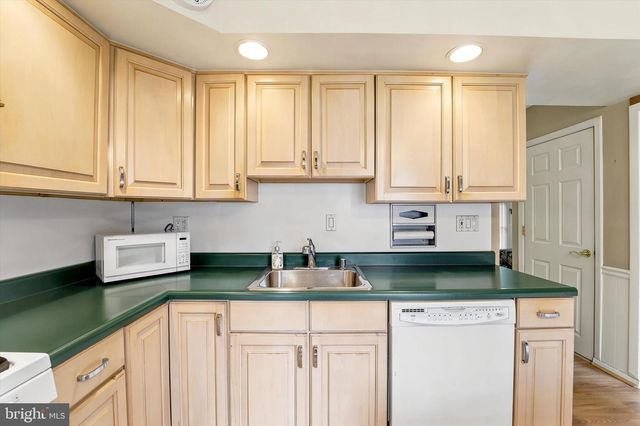 303 GLENDALE RD, Havertown, PA 19083