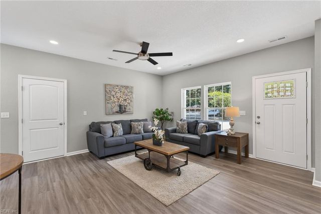 5041 Pruden RD, Carrsville, VA 23315
