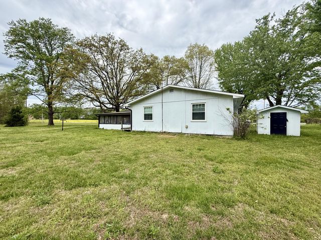 1459 Pete Sain Rd, Manchester, TN 37355
