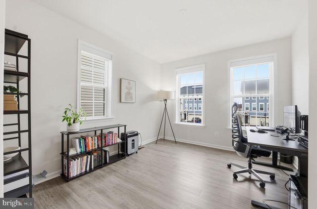 10237 TRAVILAH GROVE CIR, Rockville, MD 20850